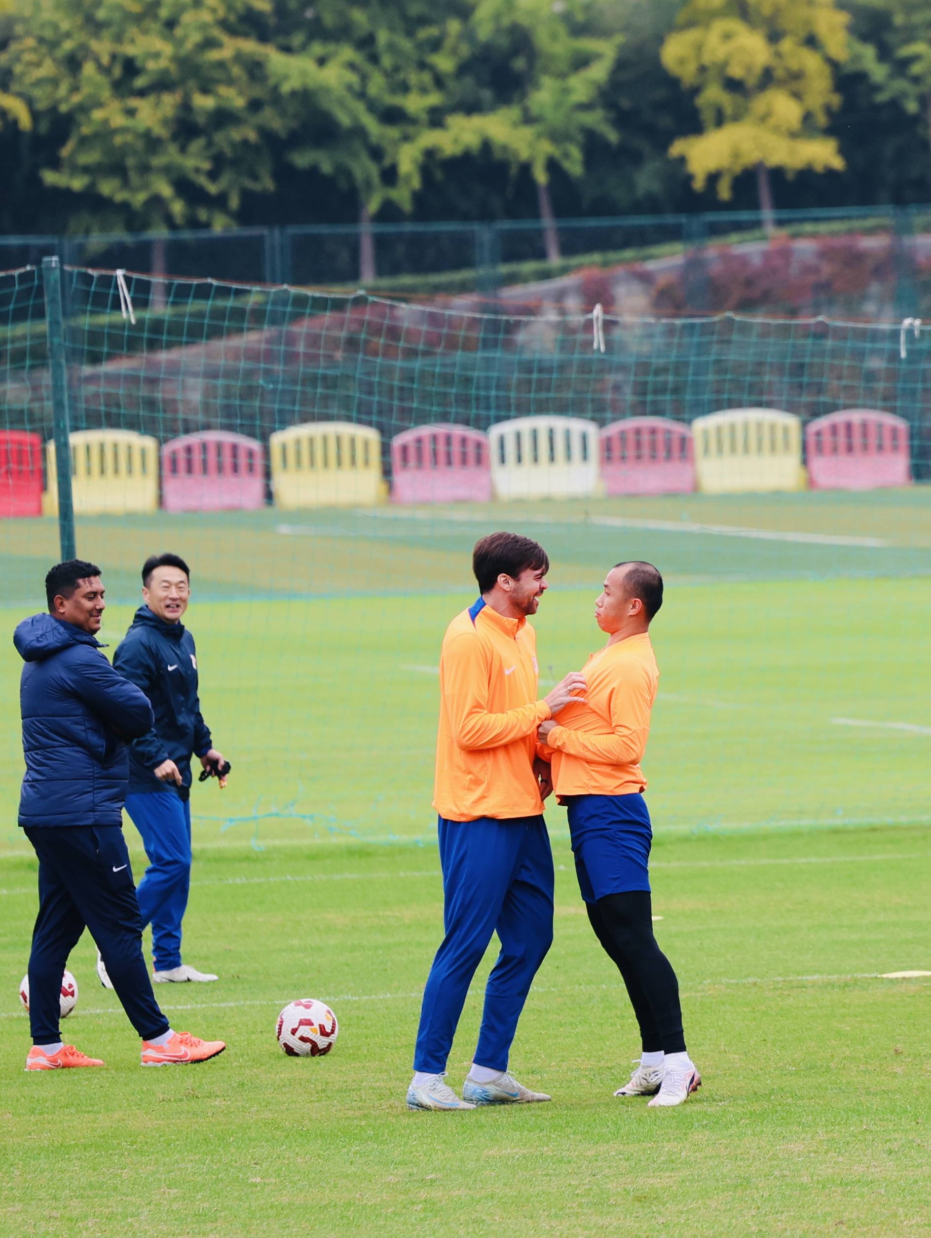 NG体育平台荷甲加时末段再迎强敌，山东泰山临场应变，主帅态度——气氛紧张，球队文化再被提及的简单介绍