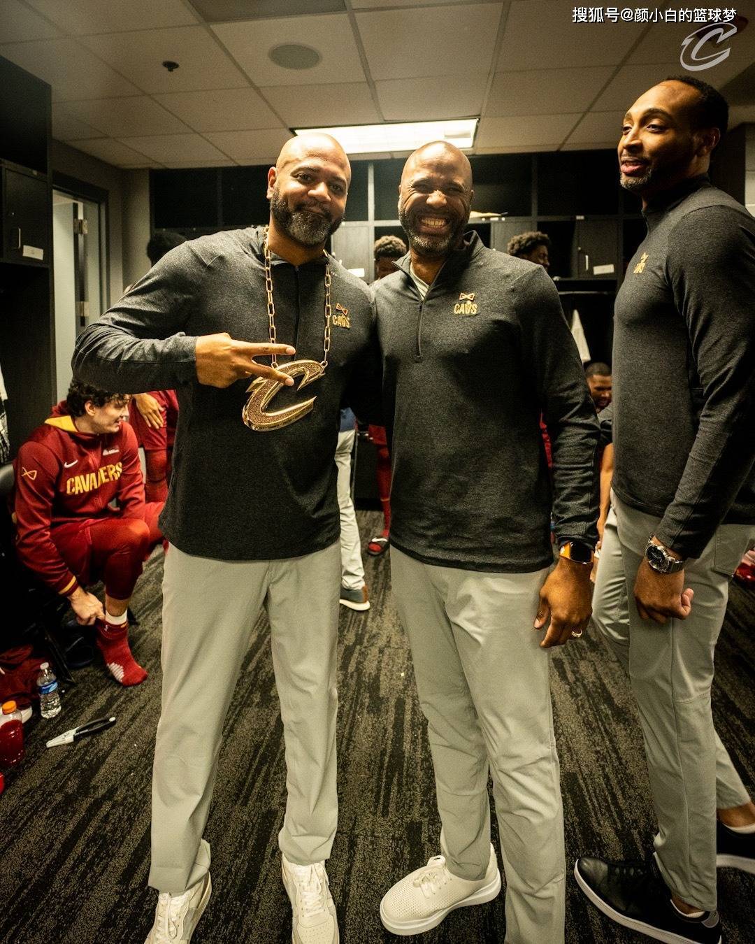 NG体育冲刺阶段上海久事调整名单以备足总杯，豪取连胜环节打磨，更衣室稳定，轮换策略成焦点的简单介绍